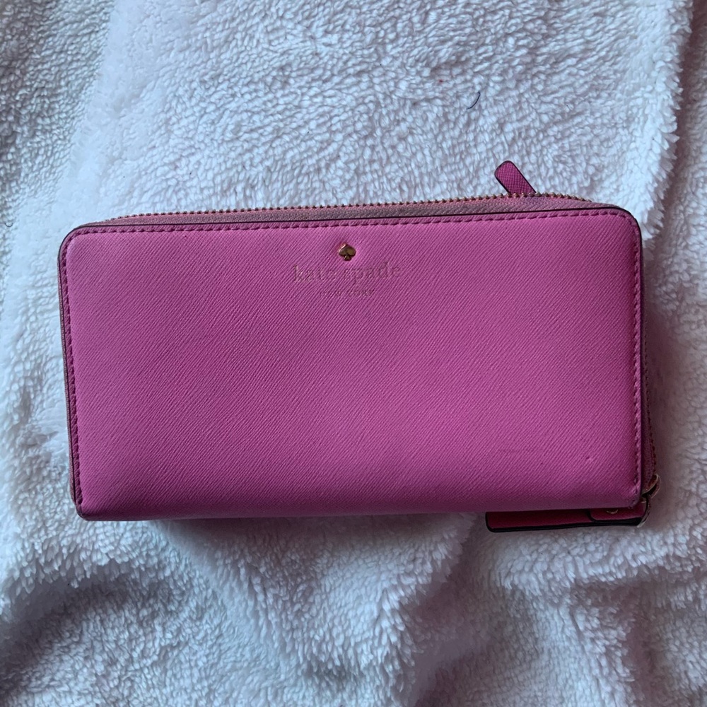 All around zipper wallet